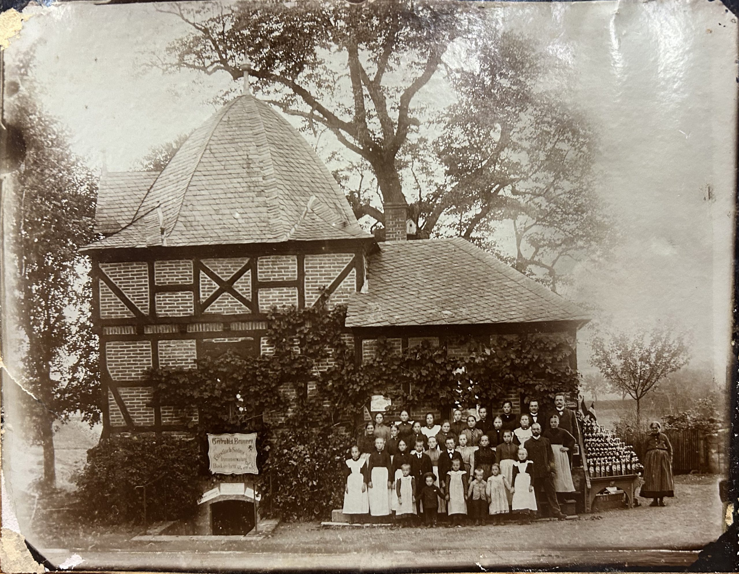 Bornhäuschen Gertrudisbrunnen  Denkmalschutz Geschichte Brunnen Sanierung Mineralwasser CMIAinnenarchitektur Geopark