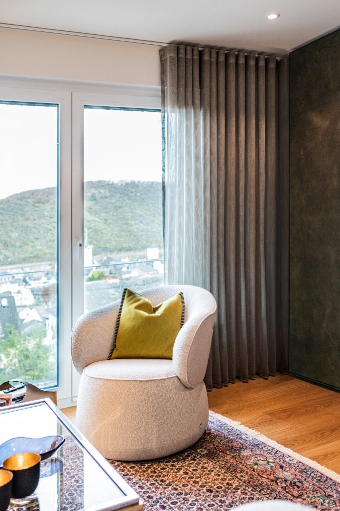 Renovierung und Innenarchitektur einer privaten Villa in Boppar