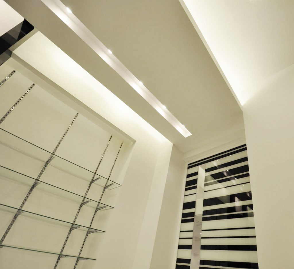Innenarchitektur Ein architektonischer Ansatz für modernes Salondesign